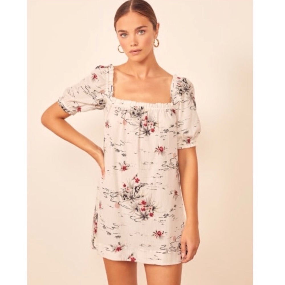 Reformation Vivi Dress Never worn! Brand new